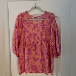 NWOT - Peach & Pink Peplum Style Top